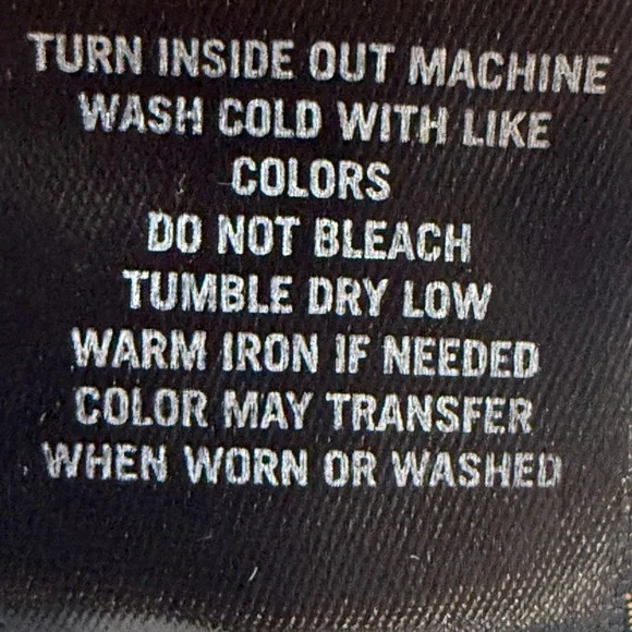 Her Universe Disney Snow White Seven Dwarfs Light Wash Denim Mom Jeans Womens 16 - Picture 9 of 9